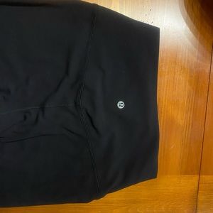 Lululemon Black Align 28”  Leggings